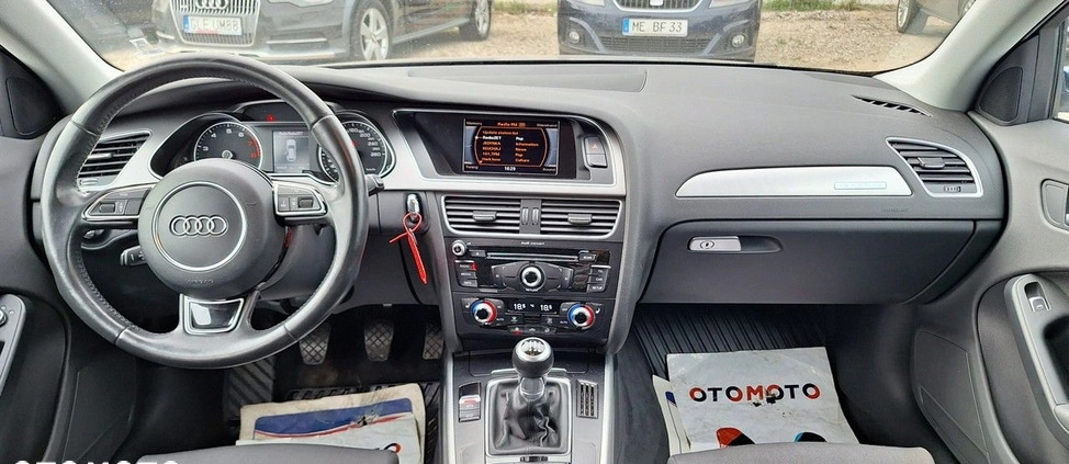 Audi A4 cena 52900 przebieg: 169000, rok produkcji 2013 z Wałbrzych małe 254